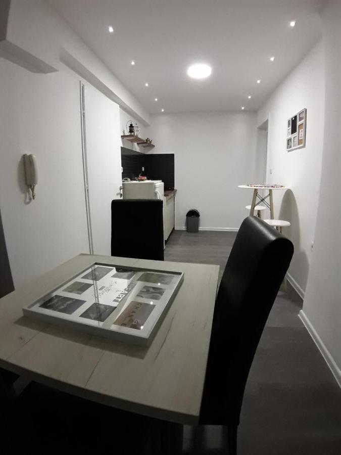 Apartments In Heart Sarajevo Bagian luar foto